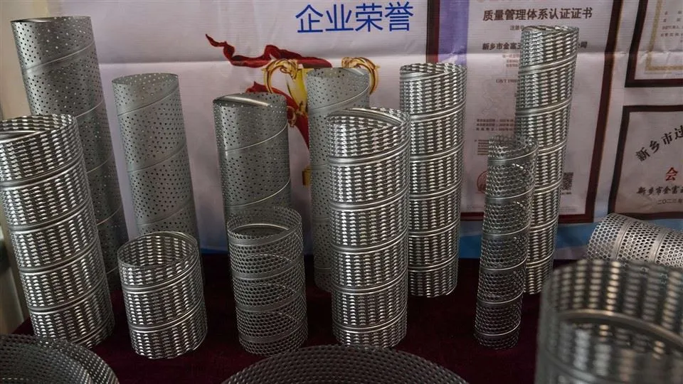 932358 Bowey nízkotlaková vložka filtra hydraulického oleja pre hydraulický systém