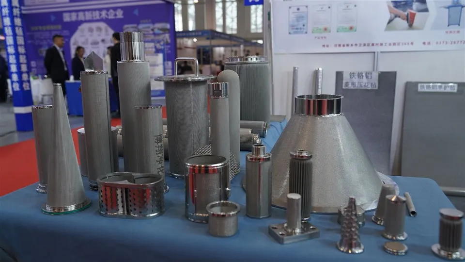 Vlastný hydraulický filter FF5052 Vysoko kvalitný hydraulický olejový filter pre stavebné stroje