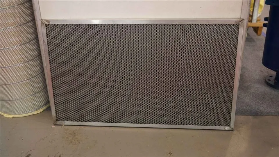 Pec pred filtrom z nehrdzavejúcej ocele Hliníkový vzduchový vzduchový filter